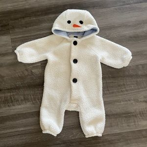Old Navy Snowman onesie, 6-12 months